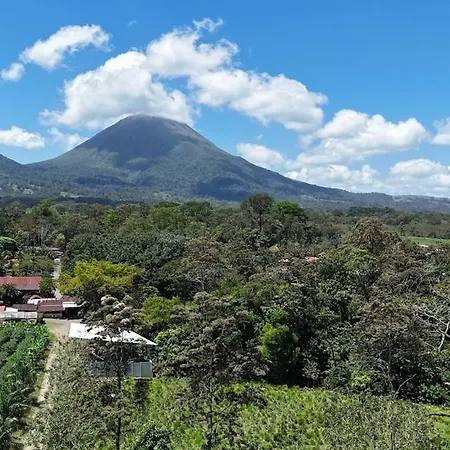 Exclusive Arenal Hideaway A House With A Private Pool In The Backyard Villa La Fortuna Exterior photo