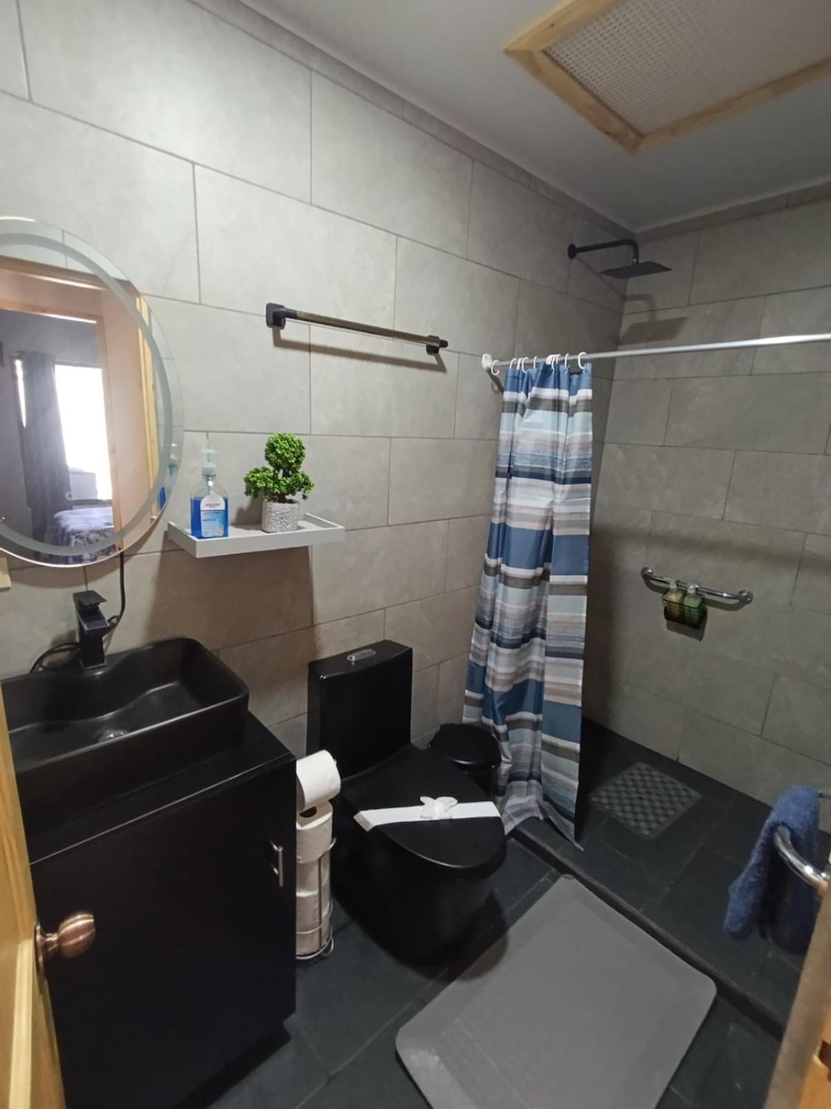 Exclusive Arenal Hideaway A House With A Private Pool In The Backyard Hébergement de vacances *