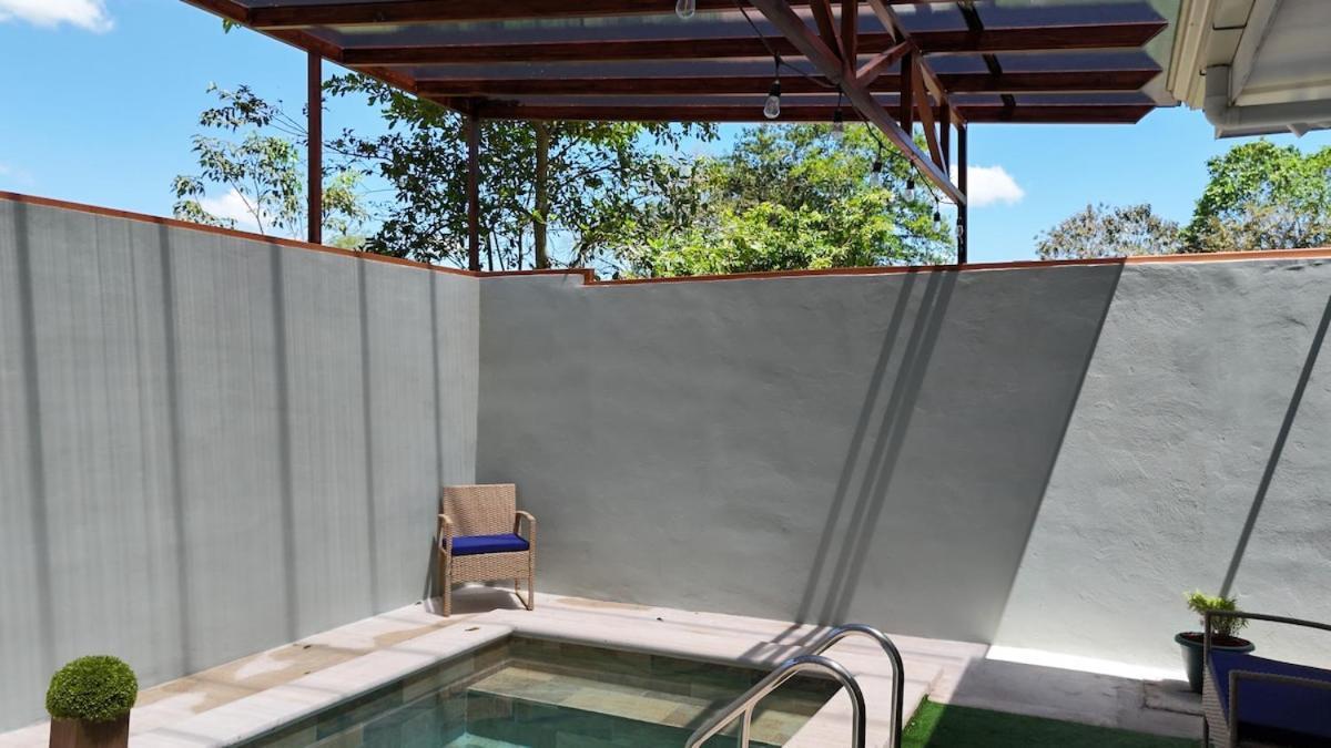 Exclusive Arenal Hideaway A House With A Private Pool In The Backyard Hébergement de vacances La Fortuna